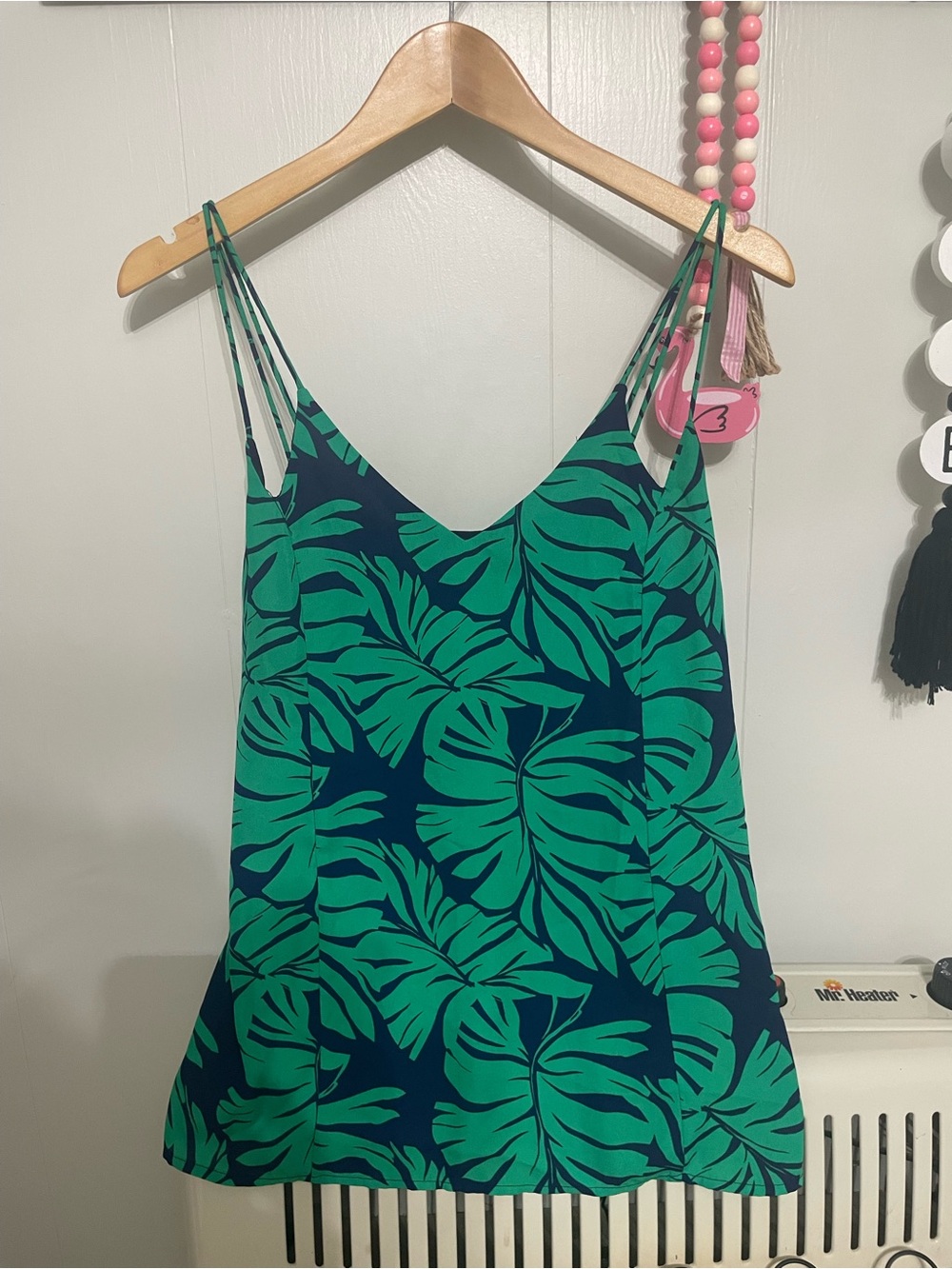 Skies Are Blue Green and Navy Leaf Print Cami Top